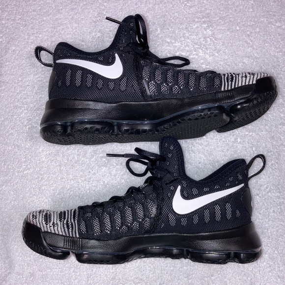 Nike zoom Kd9 Oreo black white Euc size 8 - Picture 3 of 7